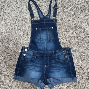 Overall jean shorts